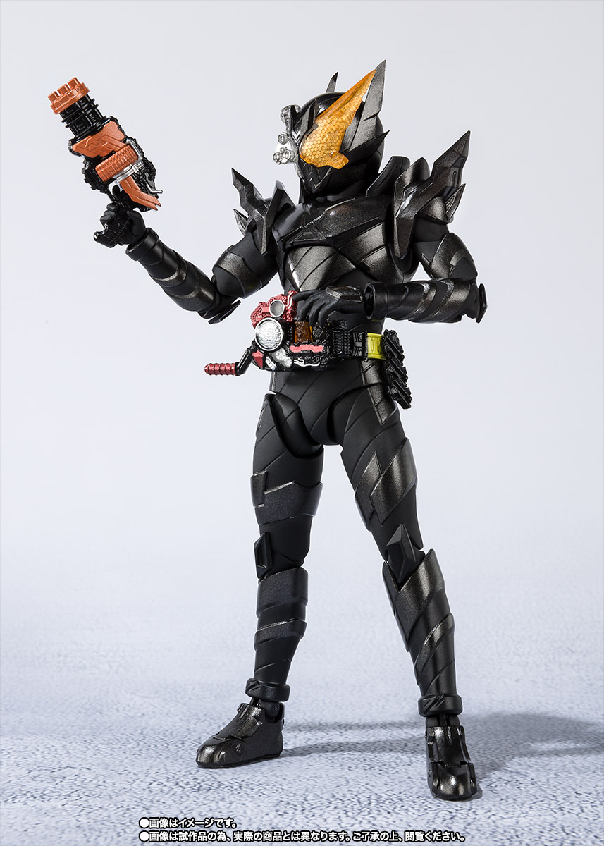 S.H.Figuarts&nbsp;仮面ライダービルド ラビットタンクハザードフォーム