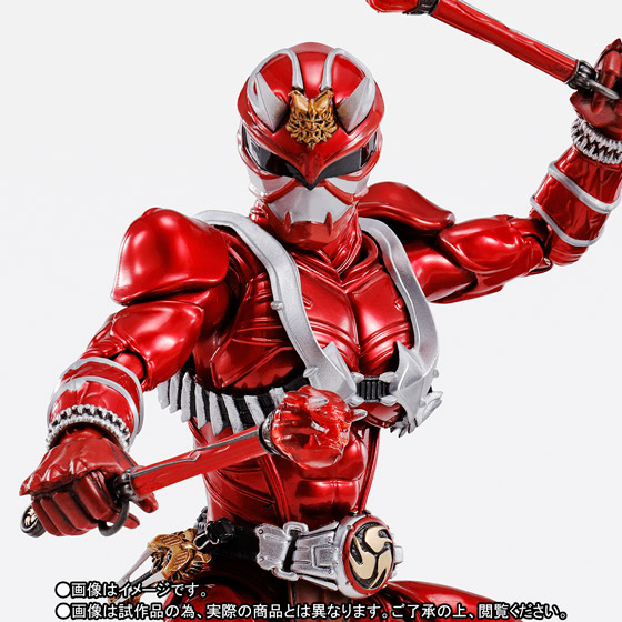 S.H.Figuarts(真骨彫製法) 仮面ライダー響鬼紅
