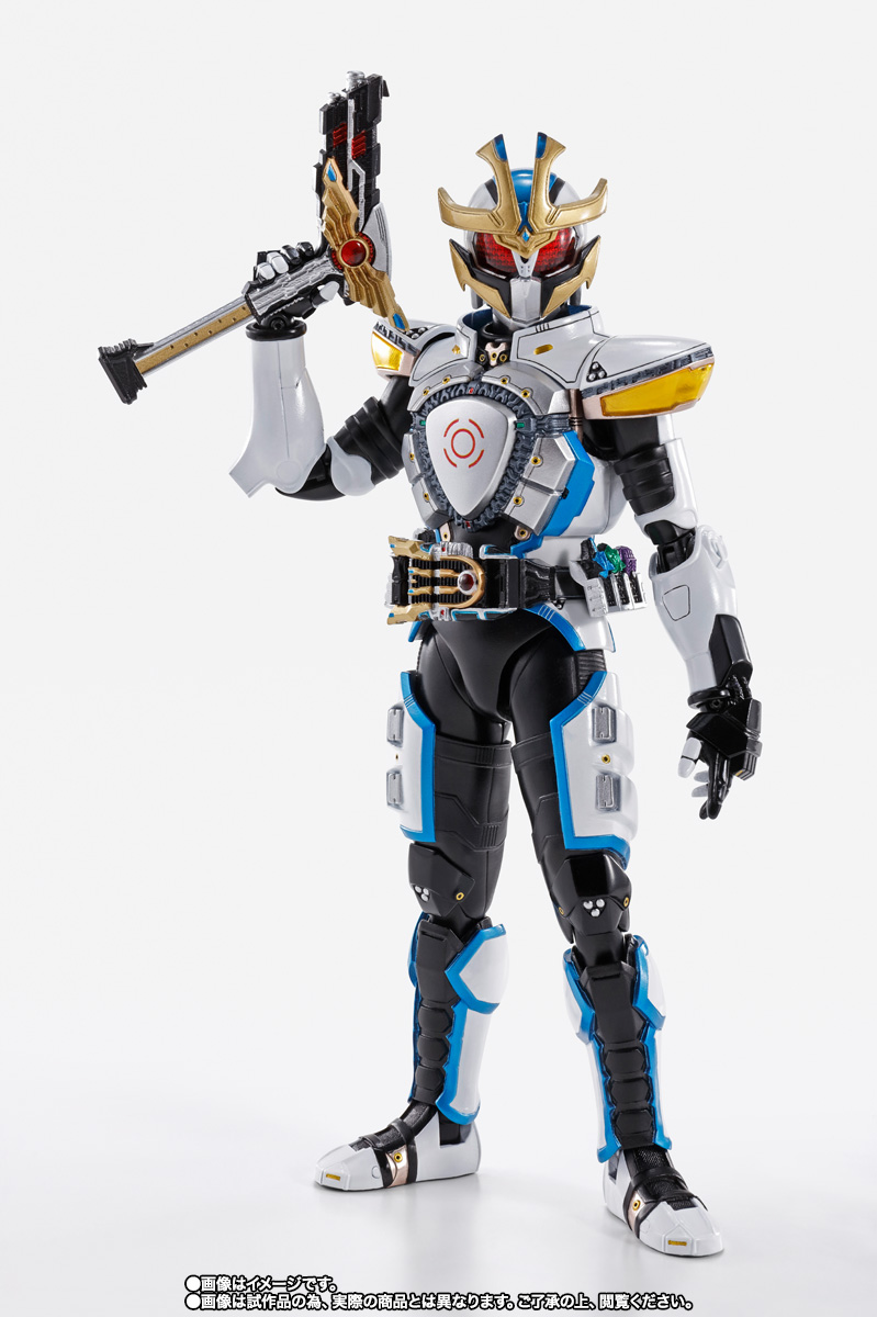 S.H.Figuarts(真骨彫製法) 仮面ライダーイクサ セーブモード/バーストモード