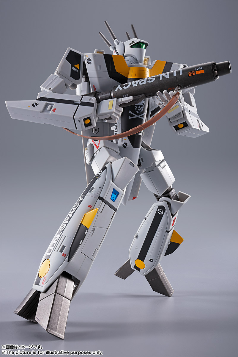 DX超合金 初回限定版VF-1Sバルキリー ロイ・フォッカースペシャル
