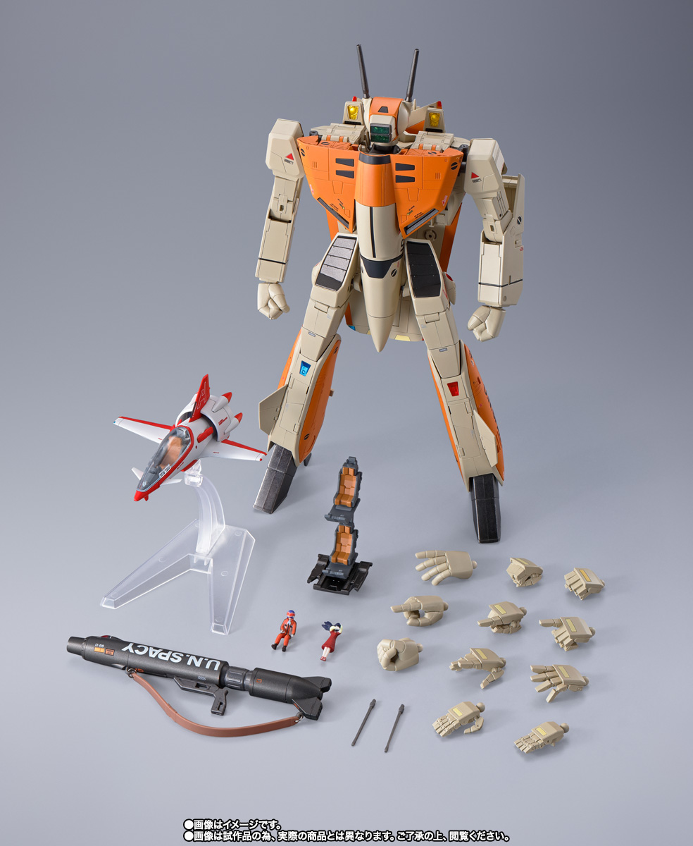DX超合金&nbsp;VF-1D バルキリー＆ファン・レーサー