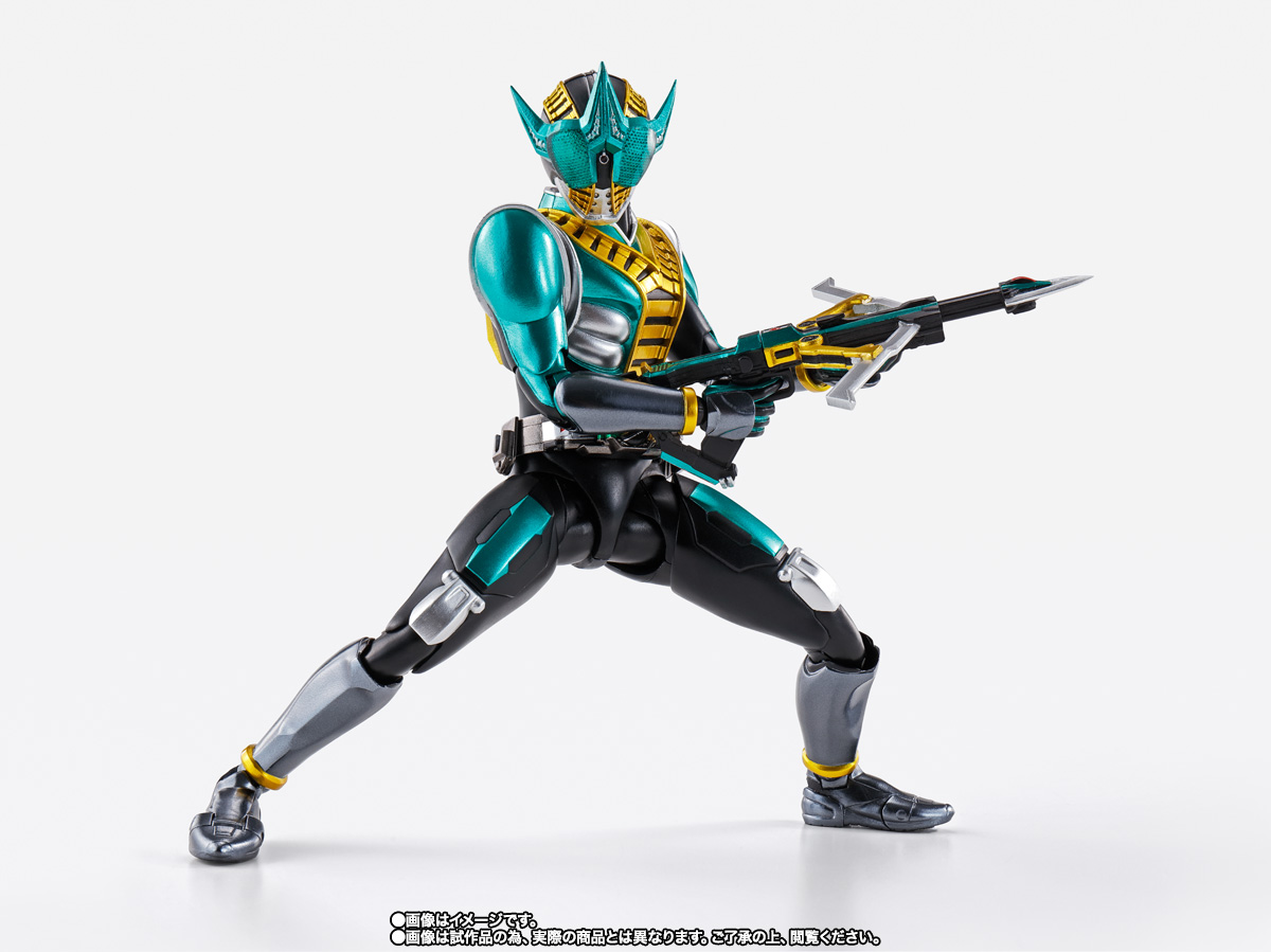 S.H.Figuarts(真骨彫製法) 仮面ライダーゼロノス アルタイルフォーム