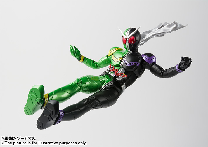 S.H.Figuarts(真骨彫製法) 仮面ライダーW サイクロンジョーカー
