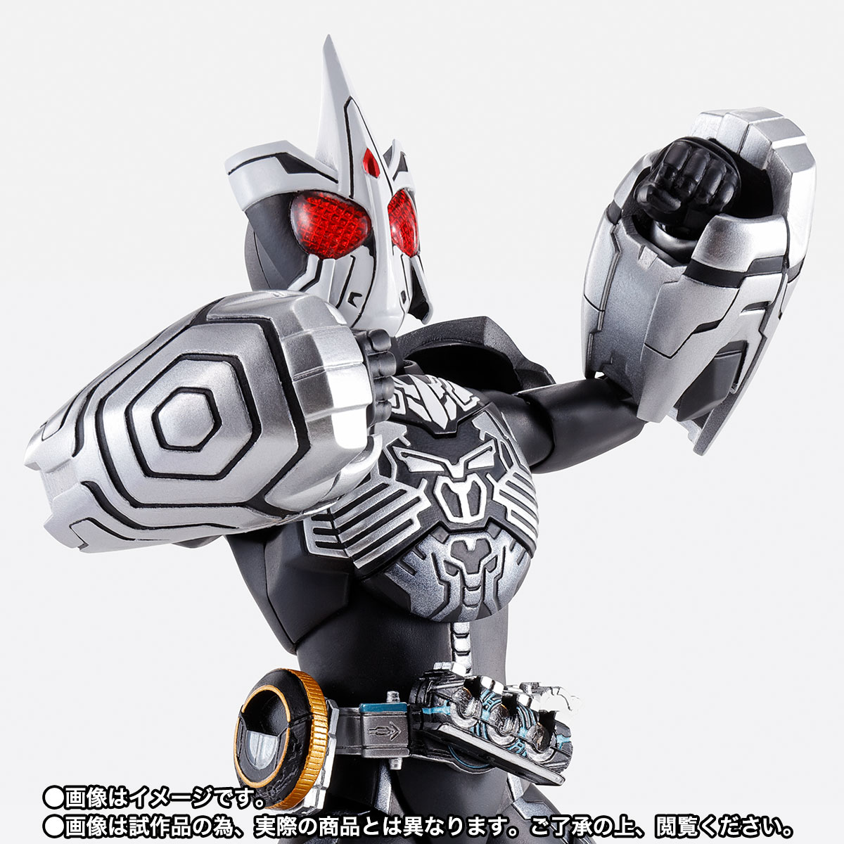 S.H.Figuarts(真骨彫製法) 仮面ライダーオーズ サゴーゾ コンボ