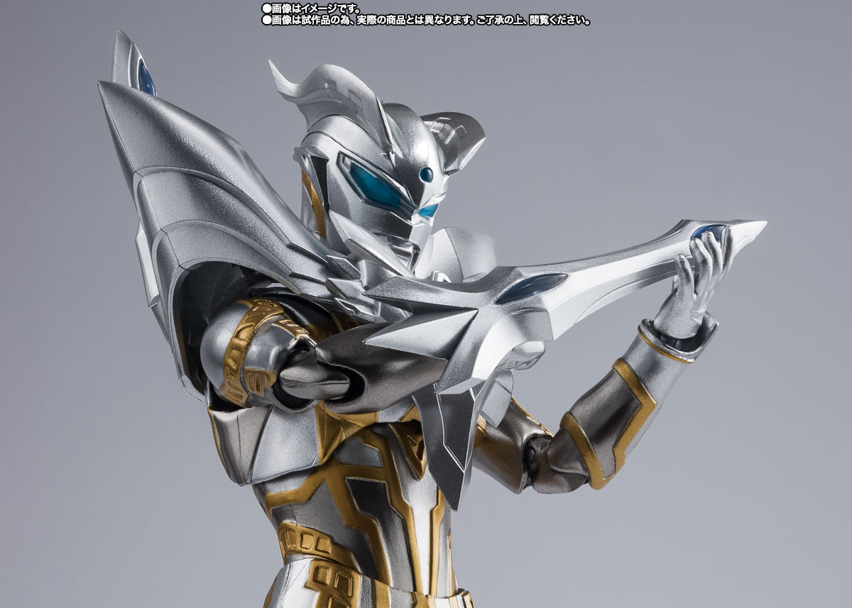 S.H.Figuarts ウルティメイトシャイニングウルトラマンゼロ