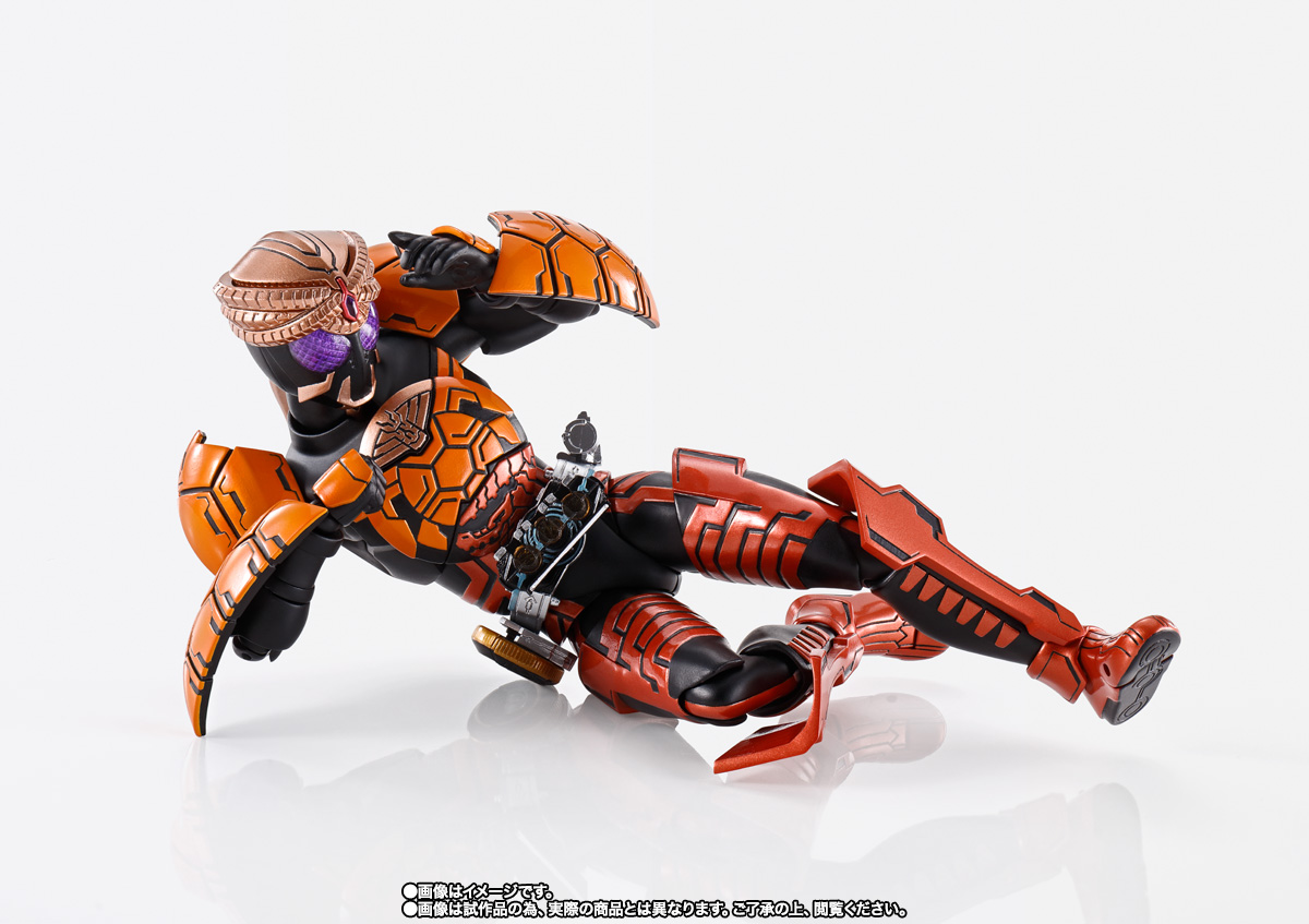 S.H.Figuarts(真骨彫製法) 仮面ライダーオーズ ブラカワニ コンボ