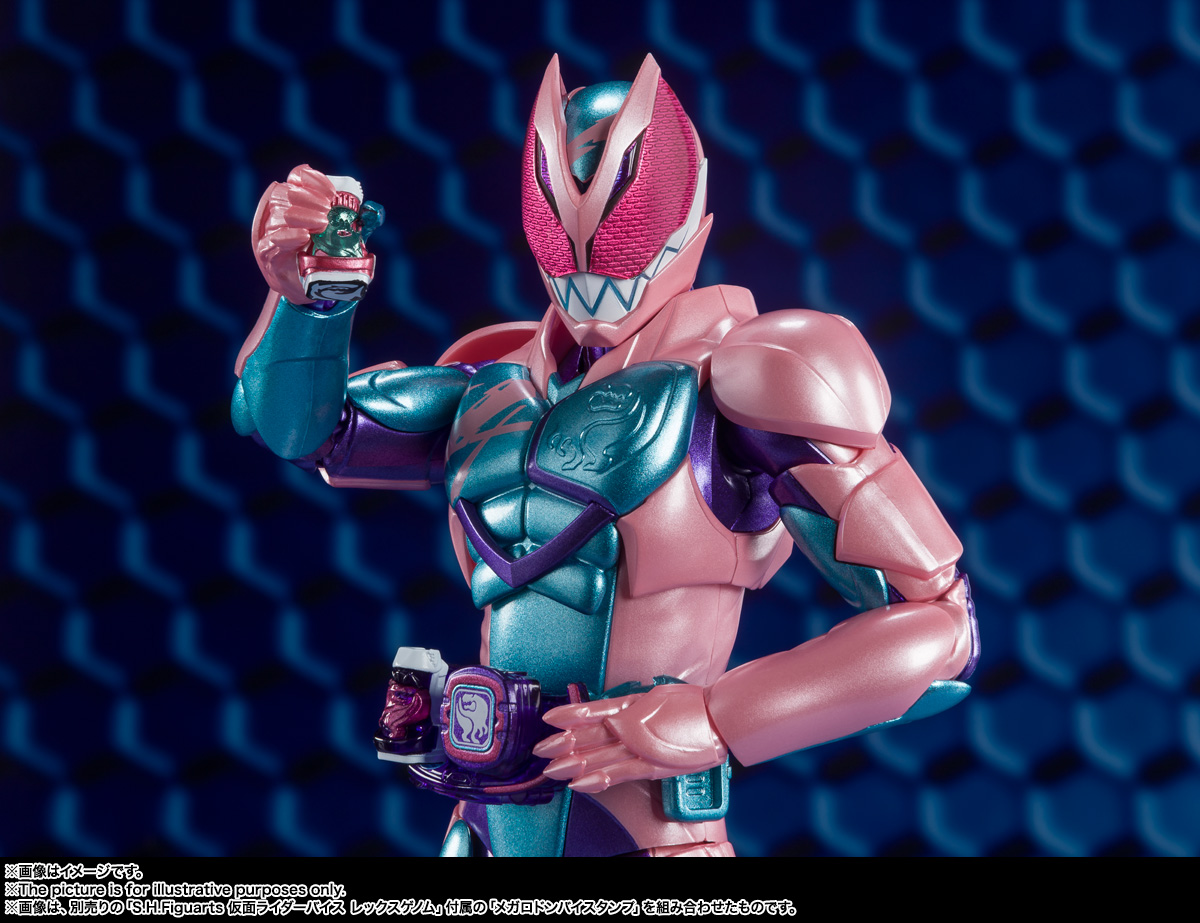 S.H.Figuarts 仮面ライダーリバイ レックスゲノム(初回生産)