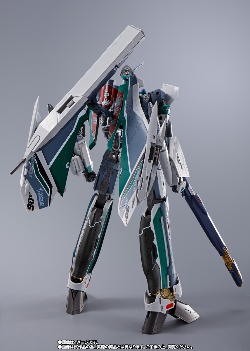 DX超合金 劇場版 VF-31AX カイロスプラス(ボーグ・コンファールト機)