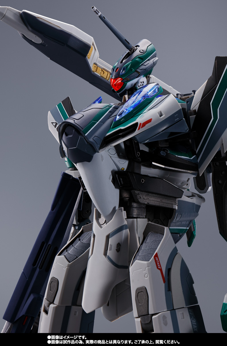 DX超合金 劇場版 VF-31AX カイロスプラス(ボーグ・コンファールト機)