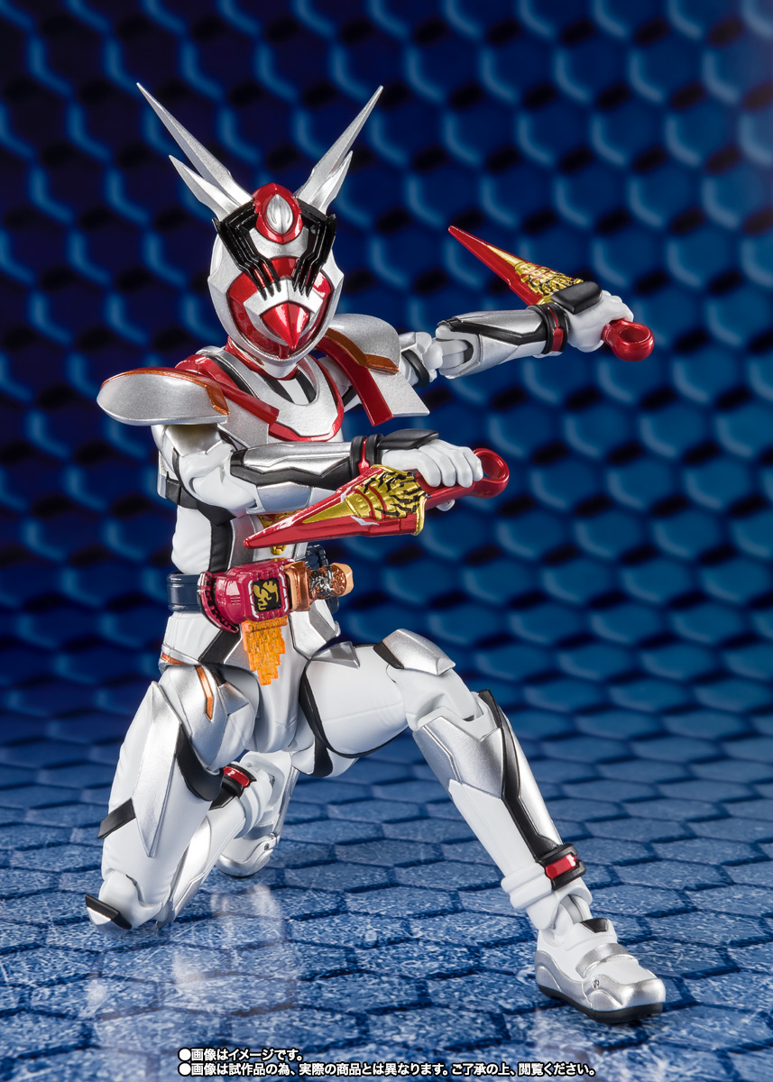S.H.Figuarts 仮面ライダーアギレラ クイーンビーゲノム