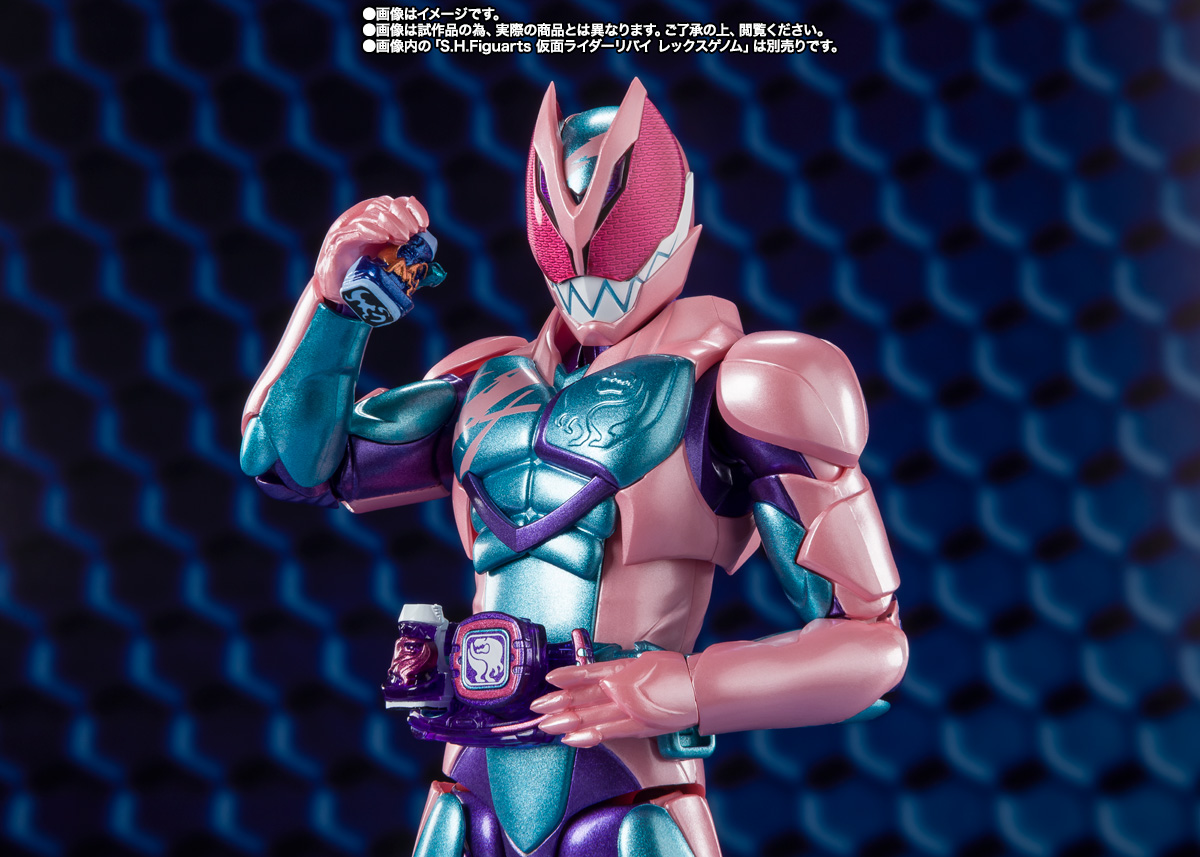 S.H.Figuarts 仮面ライダーアギレラ クイーンビーゲノム
