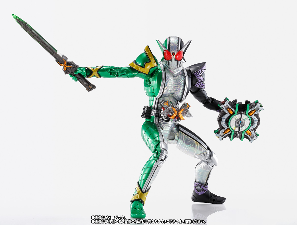 S.H.Figuarts(真骨彫製法) 仮面ライダーW サイクロンジョーカーエクストリーム