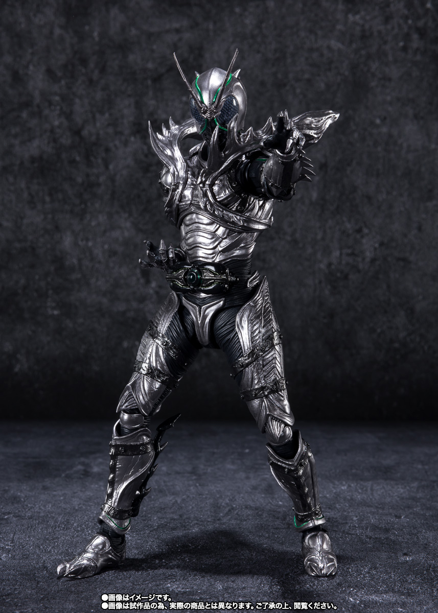 S.H.Figuarts 仮面ライダーSHADOWMOON