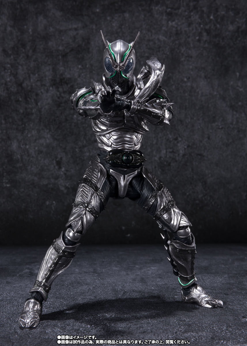S.H.Figuarts 仮面ライダーSHADOWMOON
