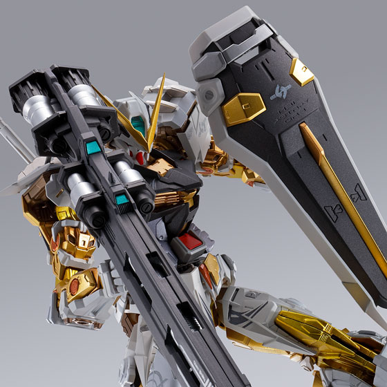METAL BUILD&nbsp;ガンダムアストレイ ゴールドフレーム（オルタナティブストライク Ver.）