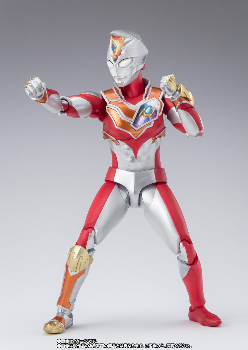 S.H.Figuarts&nbsp;ウルトラマンデッカー ストロングタイプ