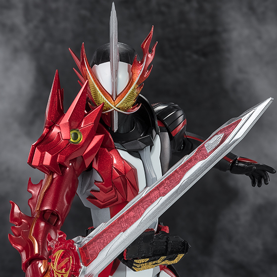 S.H.Figuarts&nbsp;仮面ライダーセイバー ブレイブドラゴン ‑Metallic Color Edition‑