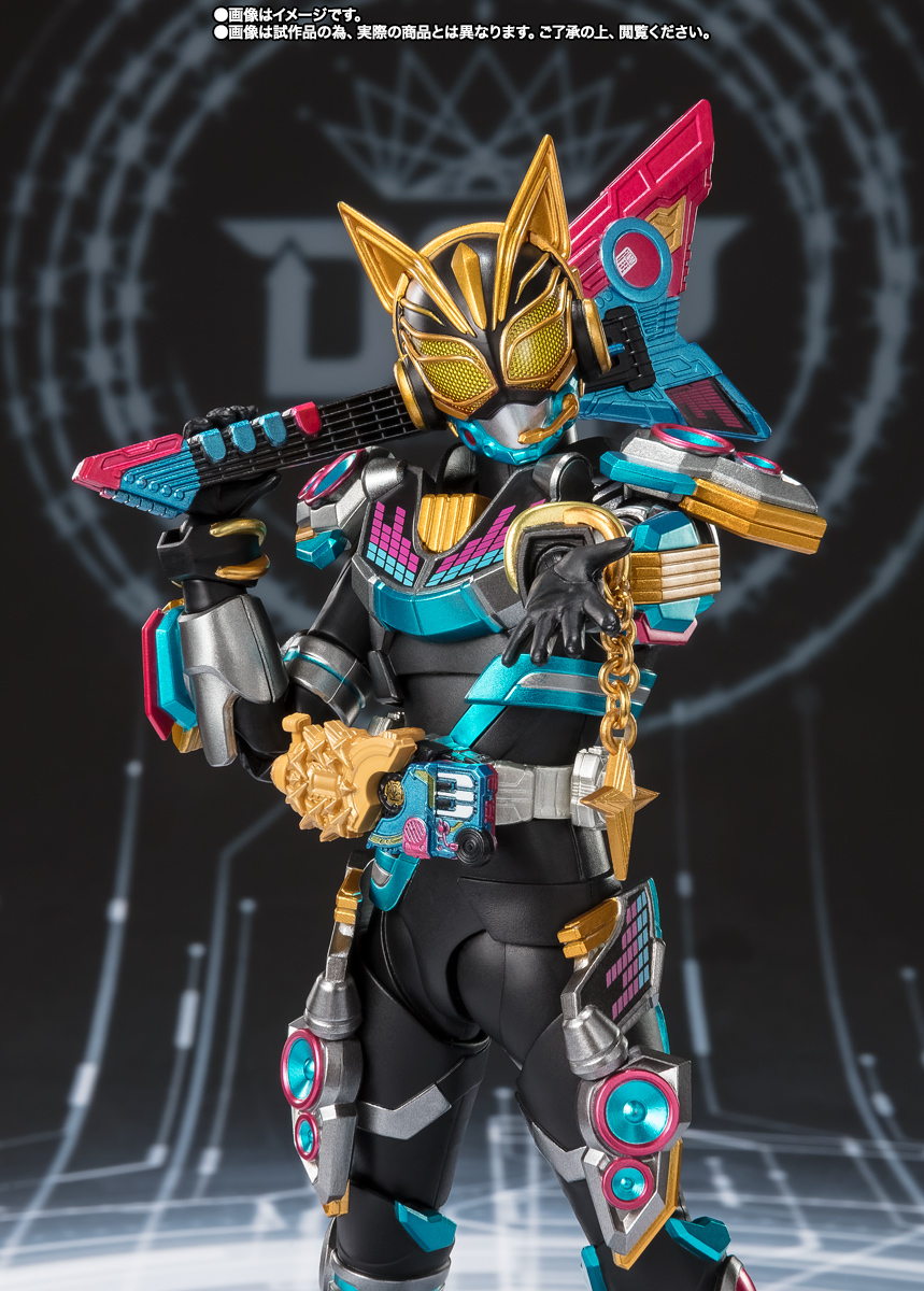 S.H.Figuarts 仮面ライダーナーゴ フィーバービートフォーム