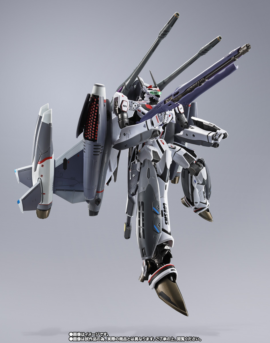 DX超合金 VF-25F トルネードメサイアバルキリー (早乙女アルト機) リバイバルVer.