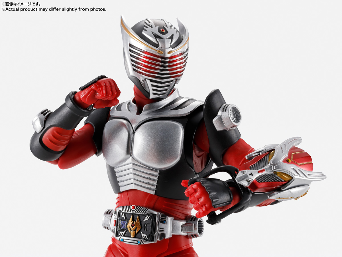 S.H.Figuarts(真骨彫製法) 仮面ライダー龍騎