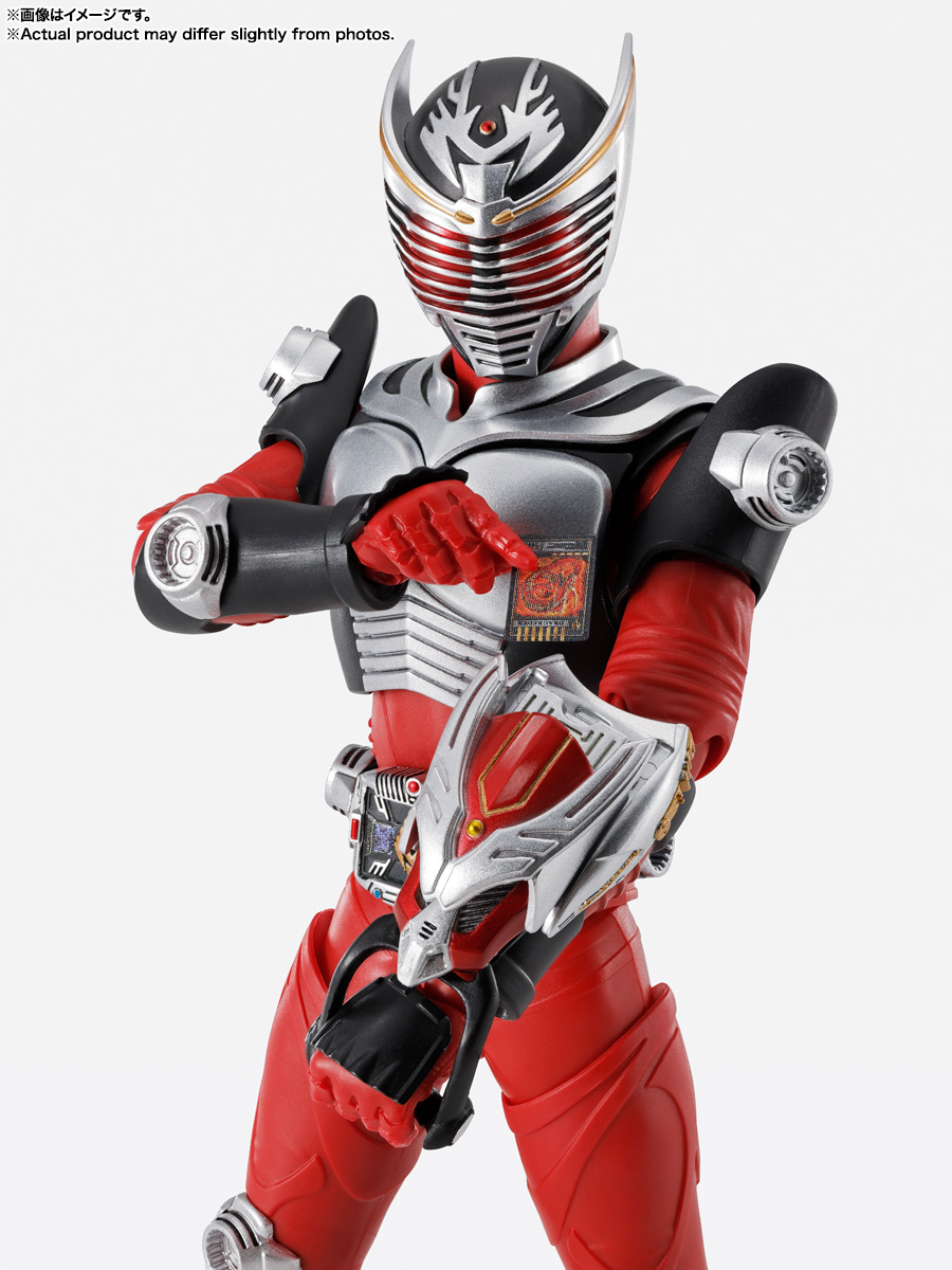 S.H.Figuarts(真骨彫製法) 仮面ライダー龍騎