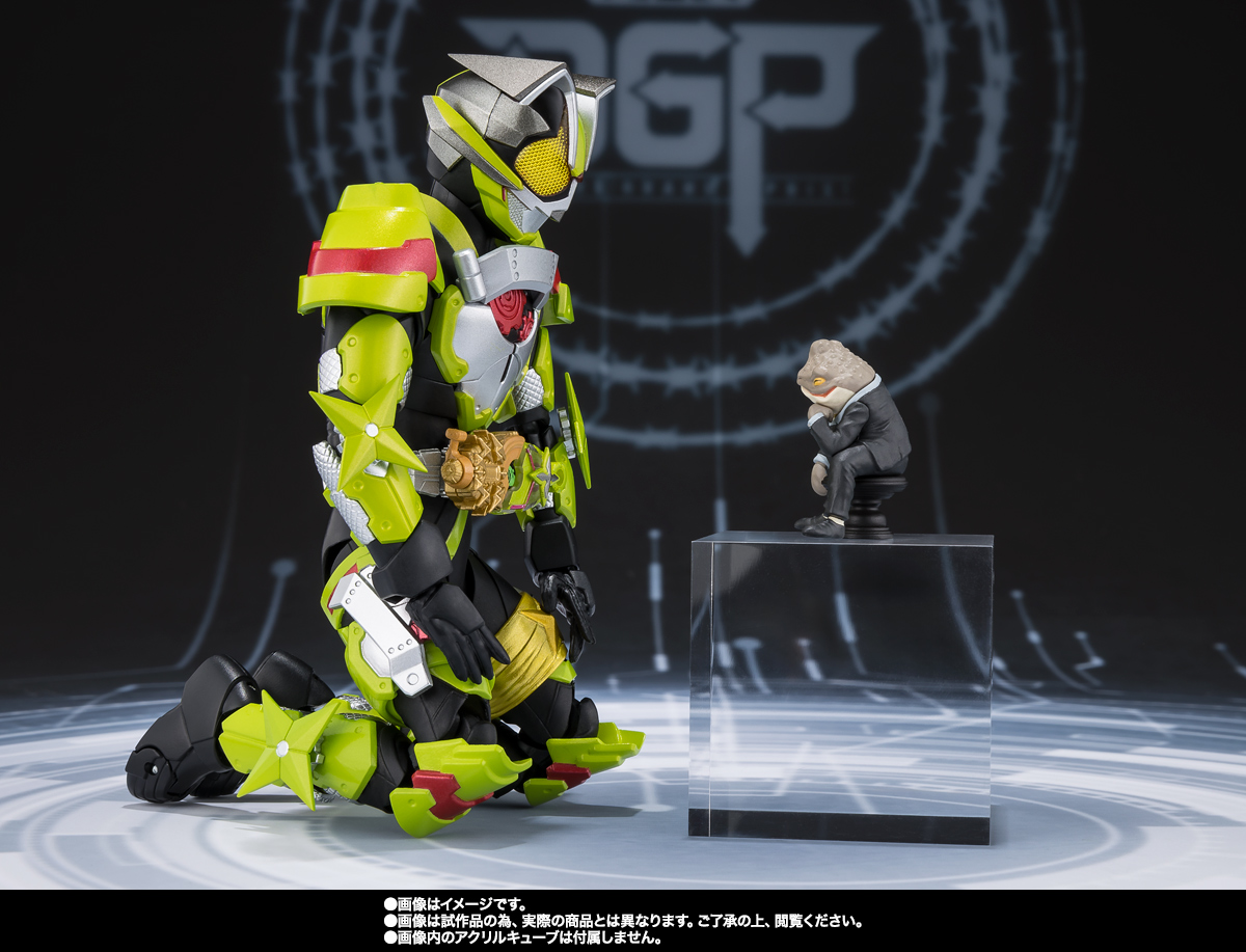S.H.Figuarts&nbsp;仮面ライダータイクーン フィーバーニンジャフォーム＆ケケラ（カエルの置物）セット