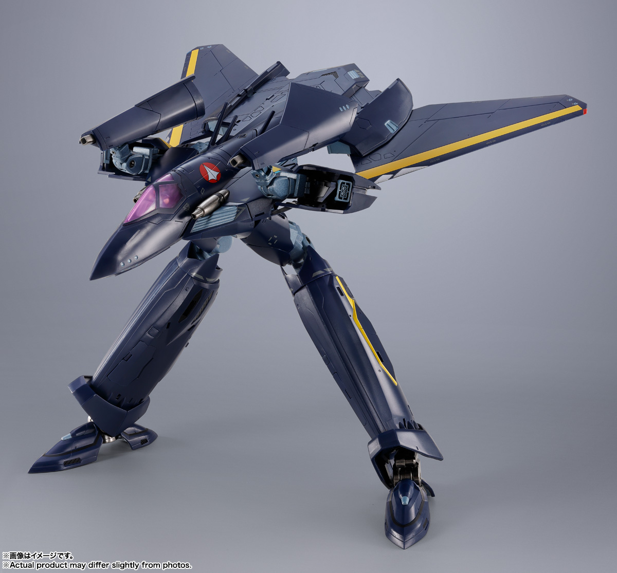 DX超合金&nbsp;VF-17S ナイトメアステルスバルキリー（ガムリン木崎機）