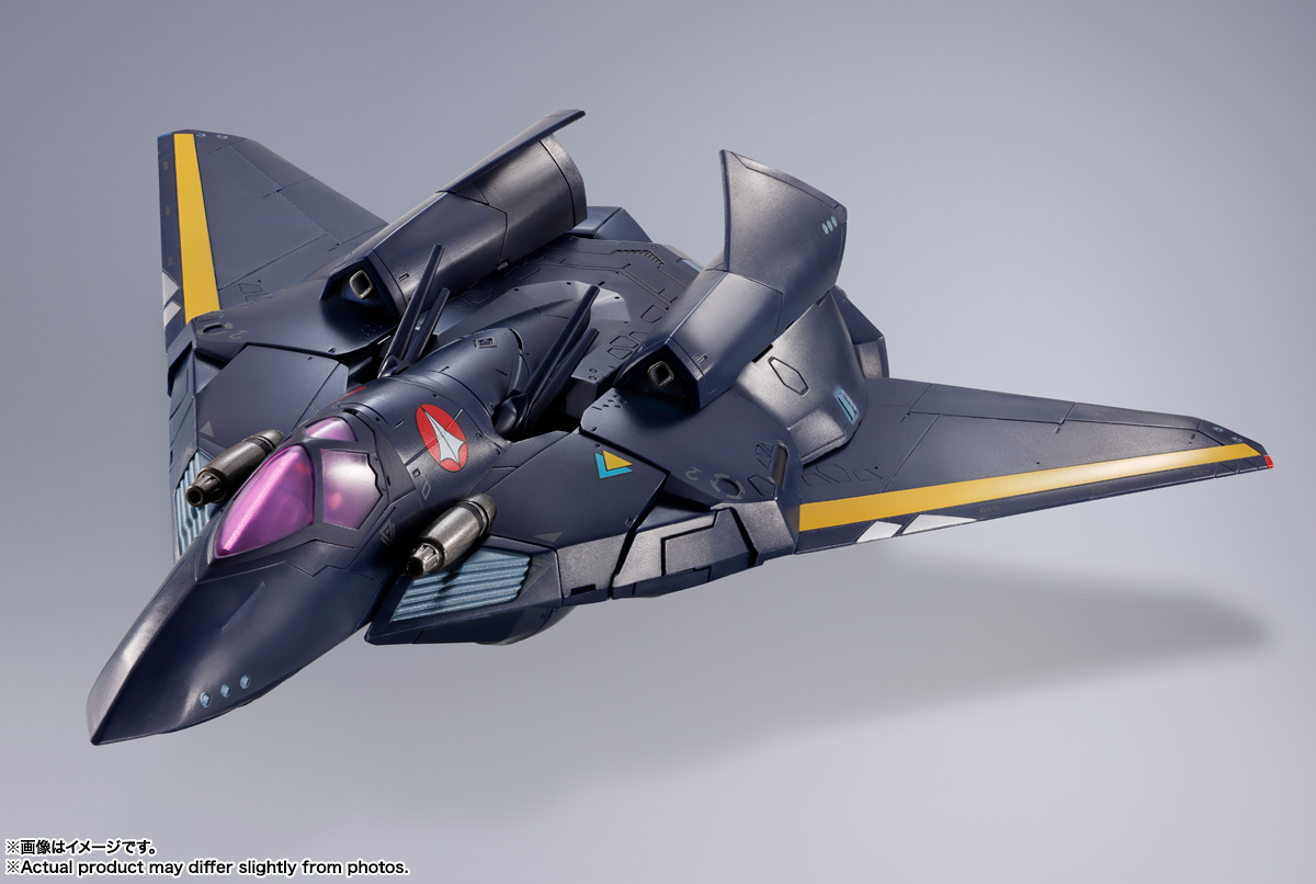 DX超合金&nbsp;VF-17S ナイトメアステルスバルキリー（ガムリン木崎機）