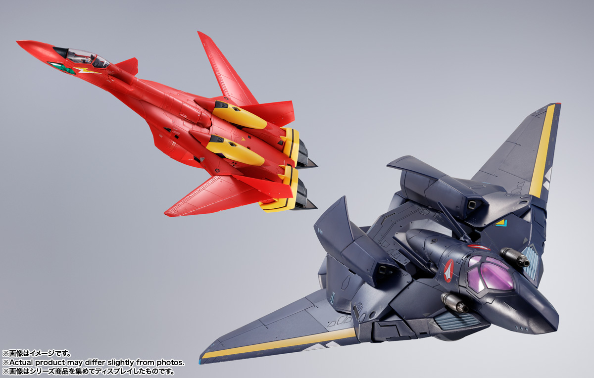 DX超合金&nbsp;VF-17S ナイトメアステルスバルキリー（ガムリン木崎機）