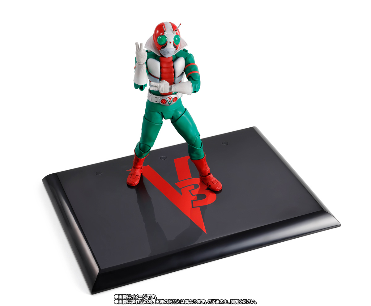 S.H.Figuarts（真骨彫製法） 仮面ライダーV3 栄光の昭和ライダー