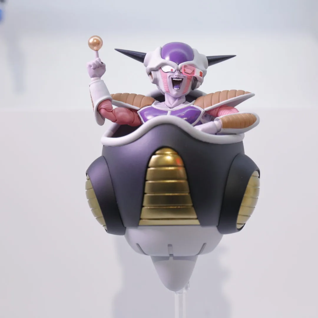 S.H.Figuarts フリーザ 第一形態＆フリーザポッド
© バードスタジオ／集英社・東映アニメーション