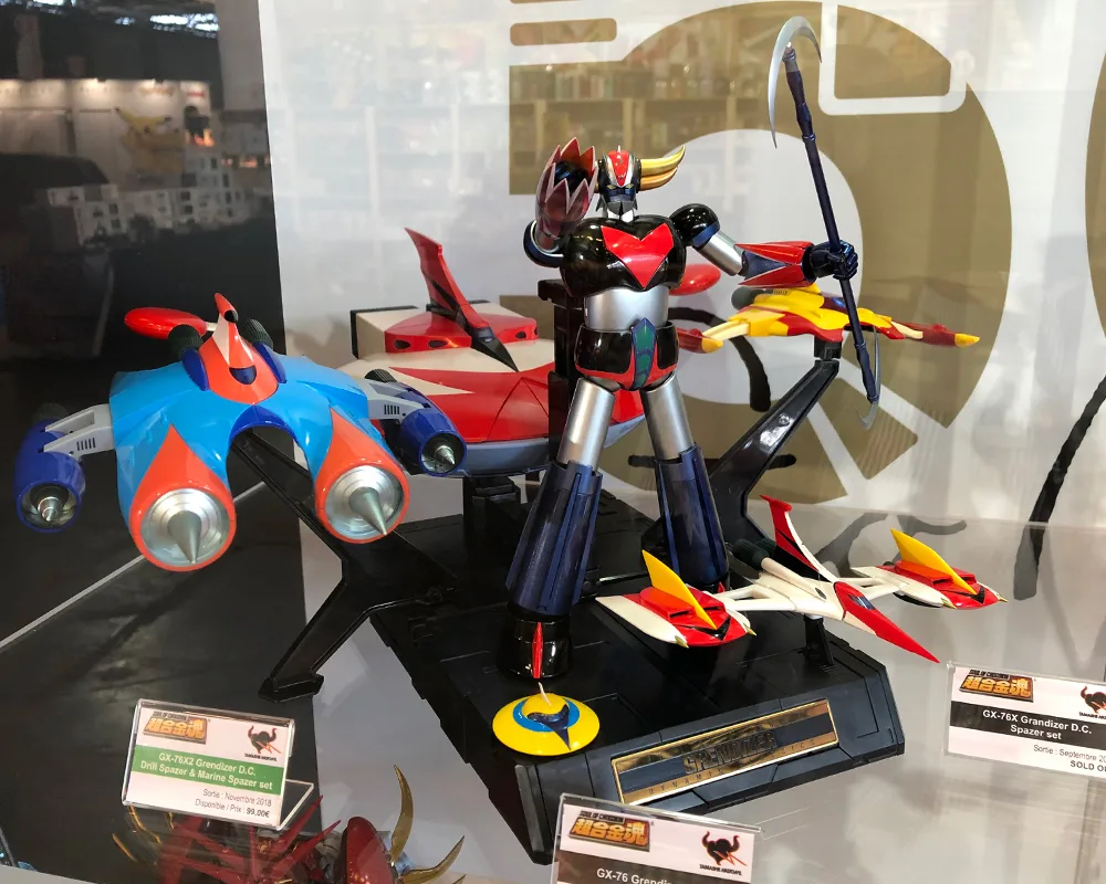 超合金魂 GX-76 グレンダイザー D.C.
超合金魂 GX-76X グレンダイザー D.C. 対応 スペイザーセット、超合金魂 GX-76X2 グレンダイザー D.C. 対応 ドリルスペイザー＆マリンスペイザーセット
©ダイナミック企画・東映アニメーション