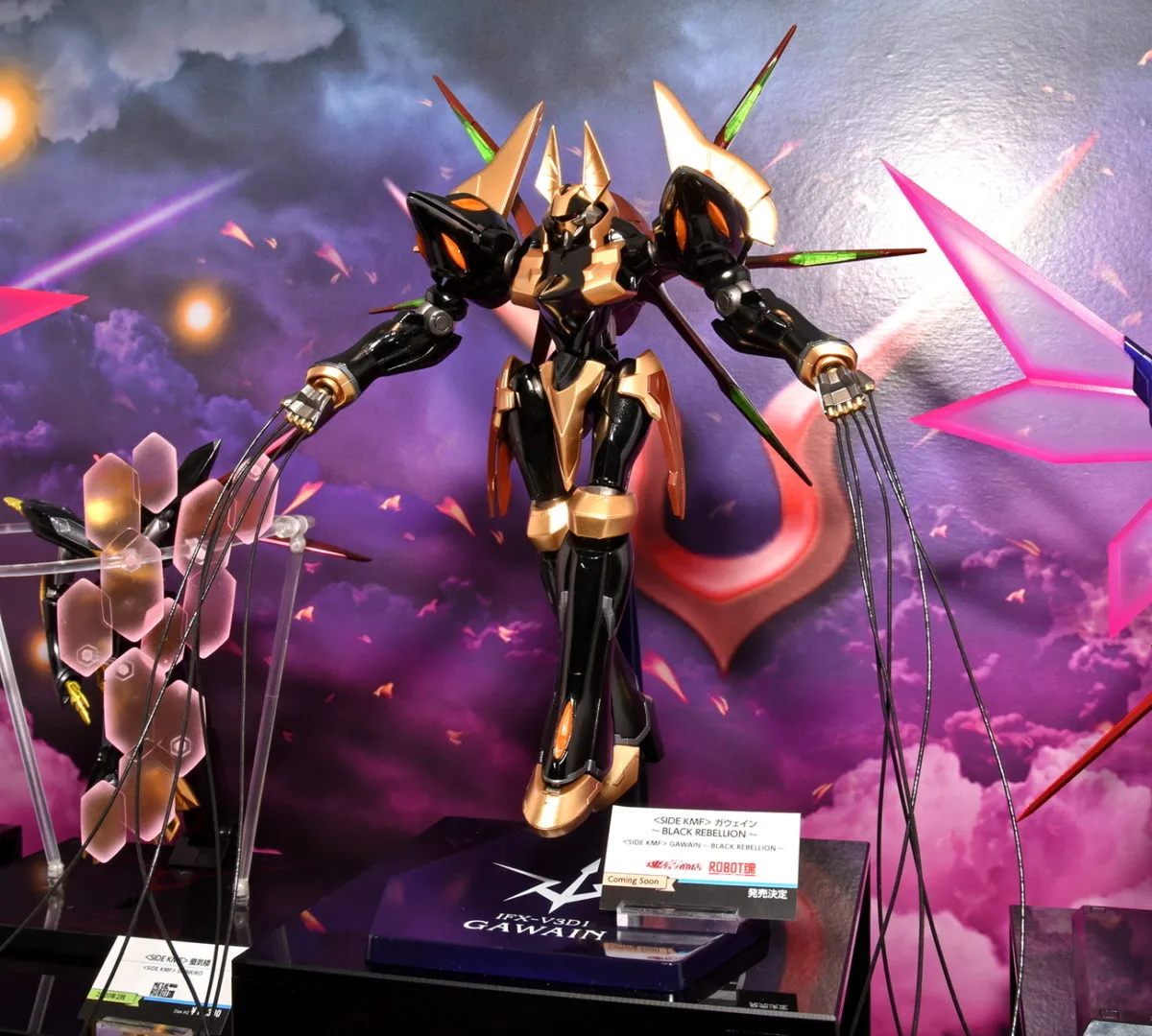 METAL ROBOT魂＜SIDE KMF＞ ガウェイン～BLACK REBELLION～／魂ウェブ商店 発売決定
©SUNRISE／PROJECT L-GEASS Character Design ©2006-2018 CLAMP・ST