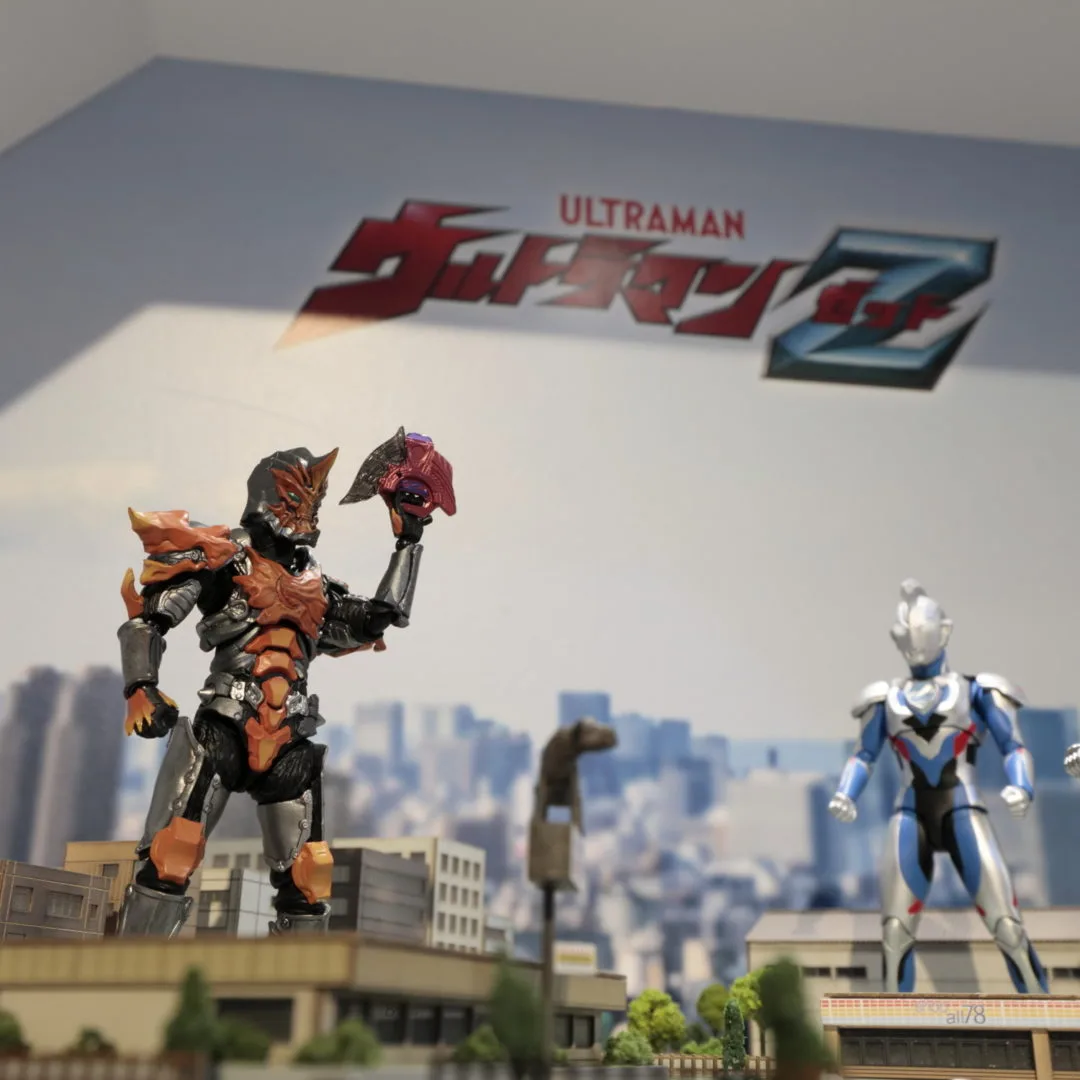 S.H.Figuarts ウルトラマンゼット オリジナル
S.H.Figuarts ジャグラス ジャグラー（ニュージェネレーションエディション）
©円谷プロ ©ウルトラマンＺ製作委員会・テレビ東京