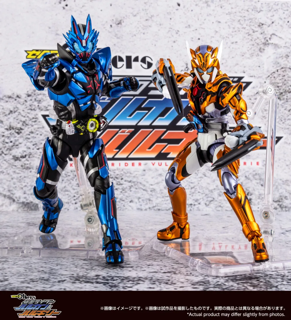 「S.H.Figuarts 仮面ライダーバルキリー ジャスティスサーバル」 魂ウェブ商店受注終了 2022年3月発送予定
「S.H.Figuarts 仮面ライダーバルカン ローンウルフ」 参考出品