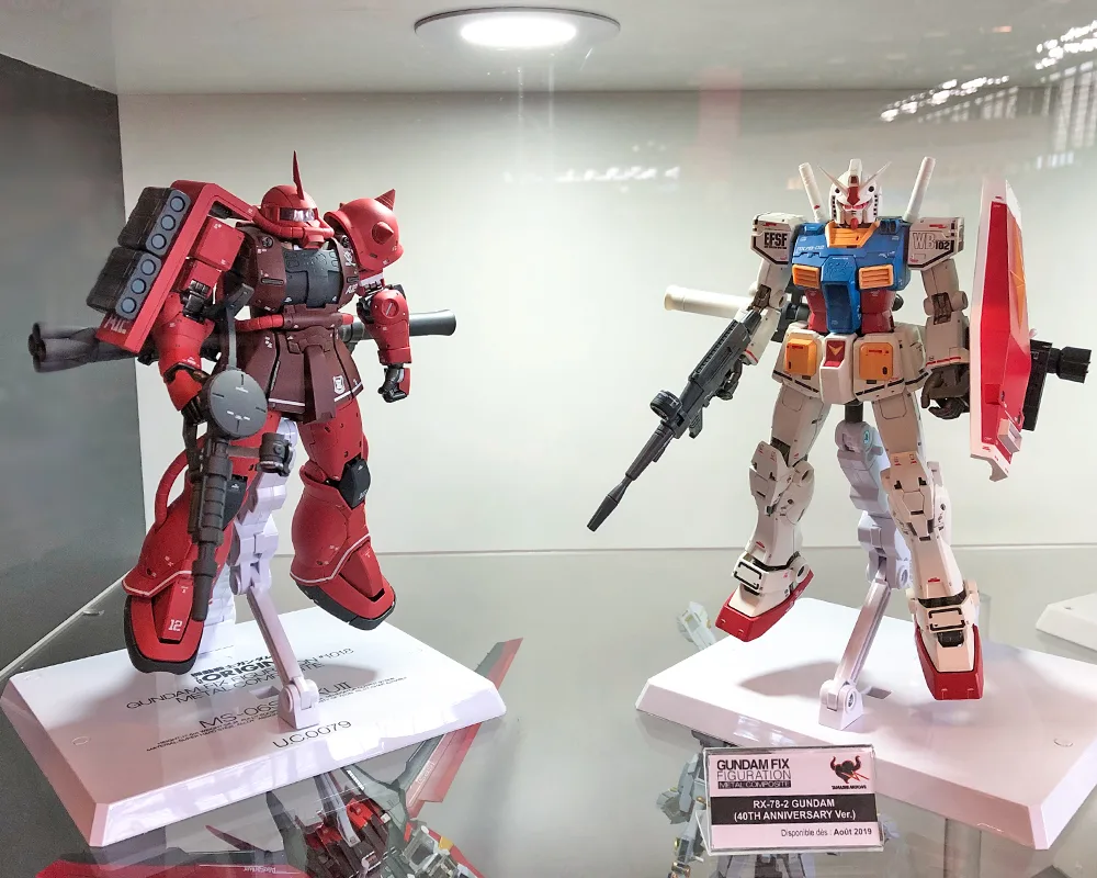 GUNDAM FIX FIGURATION METAL COMPOSITE RX-78-02 ガンダム（40周年記念Ver.）
GUNDAM FIX FIGURATION METAL COMPOSITE MS-06S シャア専用ザクII
©創通・サンライズ