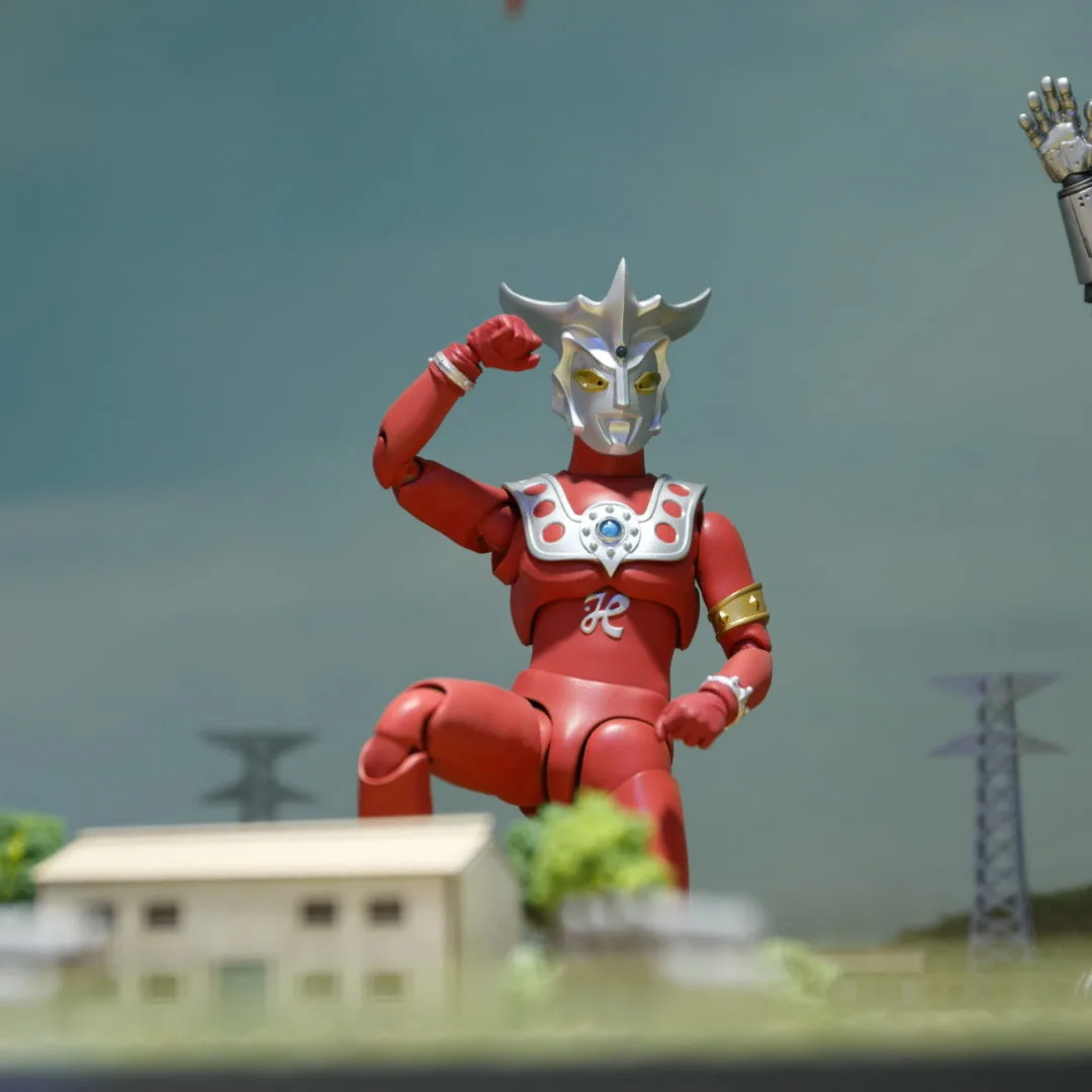S.H.Figuarts ウルトラマンレオ
©円谷プロ