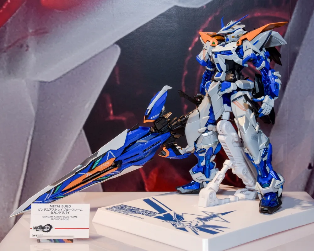 【参考出品】METAL BUILD ガンダムアストレイブルーフレームセカンドリバイ
©創通・サンライズ