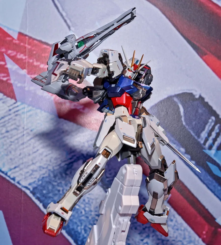 METAL BUILD ドライグストライクガンダム（カレトヴルッフ×1・フライトユニットオプションセット×1）（本体別売）
©創通・サンライズ