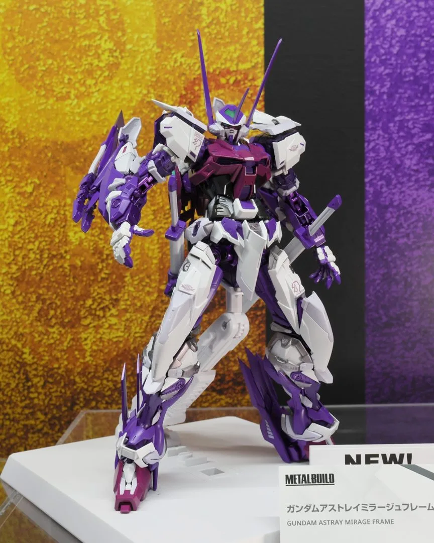METAL BUILD ガンダムアストレイミラージュフレーム (仮)　参考出品