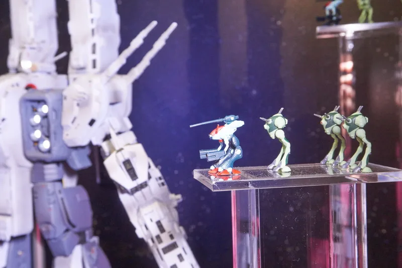マイクロマクロス「リガード、グラージ（1:700）」（参考出品）
