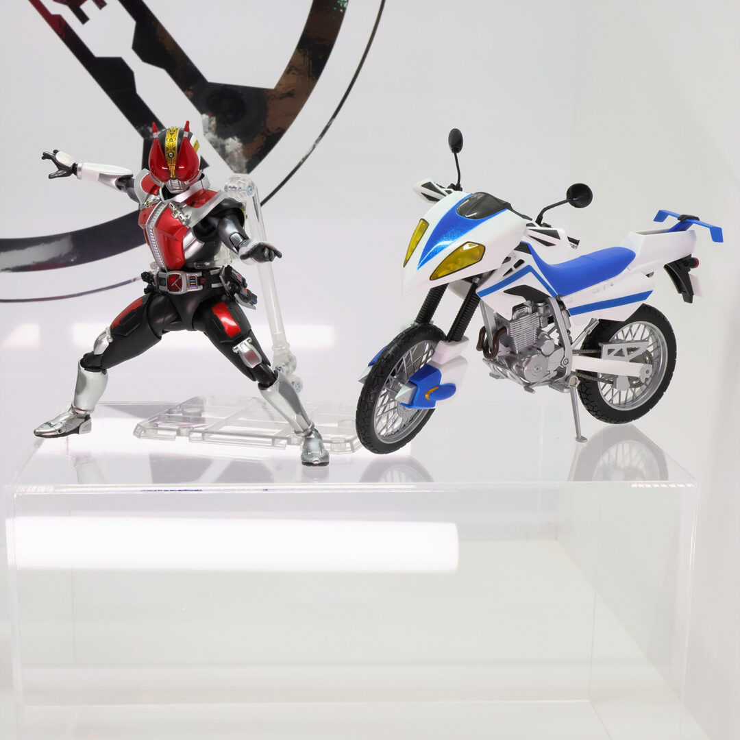 S.H.Figuarts（真骨彫製法） 仮面ライダー電王 ソードフォーム／ガンフォーム　発売中
S.H.Figuarts マシンデンバード　魂ウェブ商店/受注終了