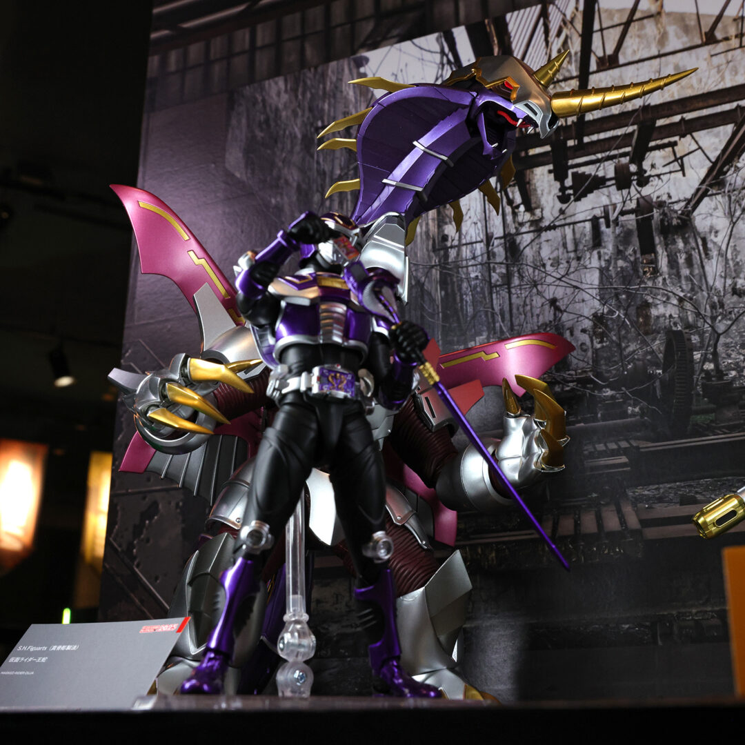 S.H.Figuarts（真骨彫製法） 仮面ライダー王蛇　商品化決定
S.H.Figuarts ジェノサイダー　参考出品