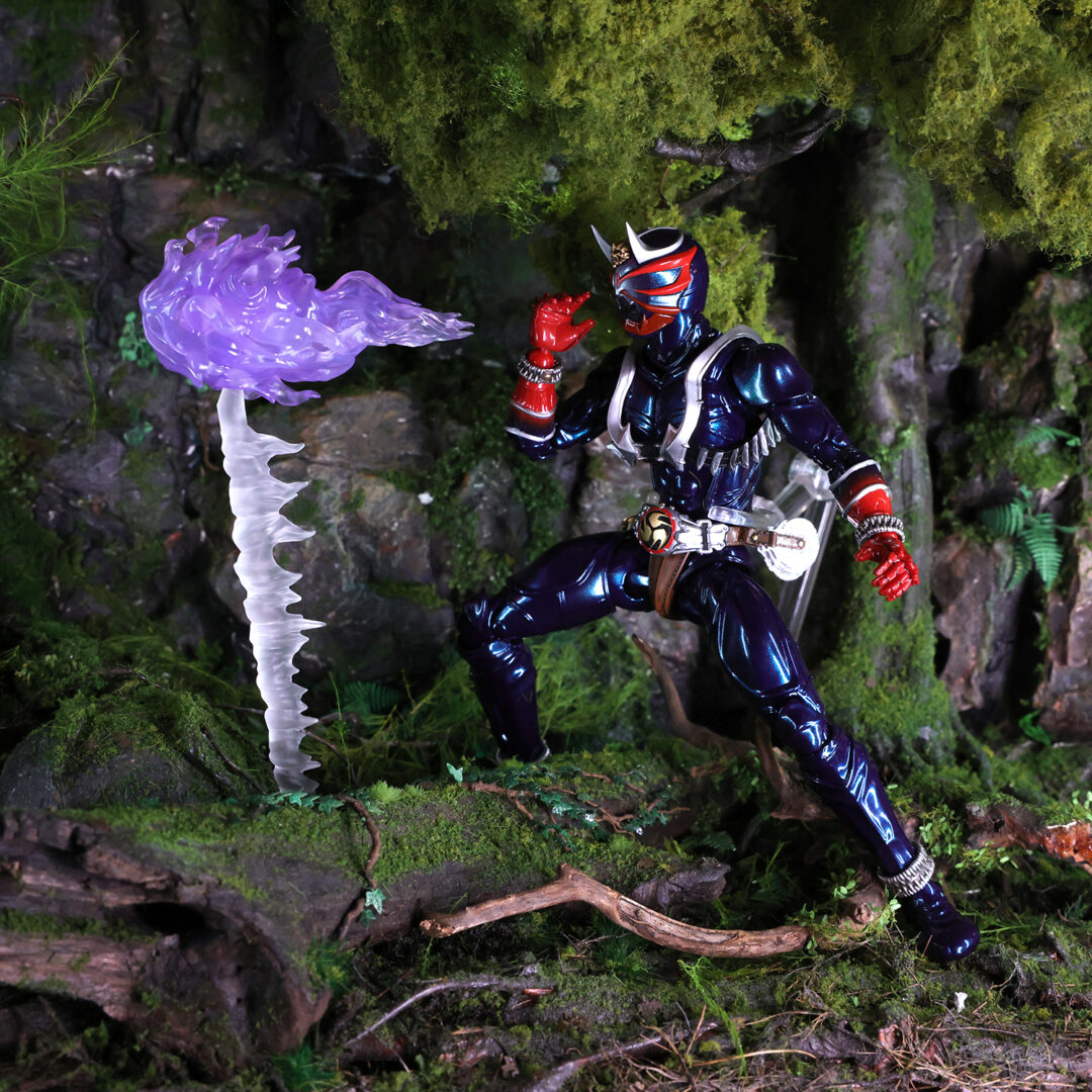 S.H.Figuarts（真骨彫製法） 仮面ライダー響鬼 20th Anniversary ver.　参考出品
S.H.Figuarts（真骨彫製法） 仮面ライダー響鬼 オプションパーツセット　参考出品