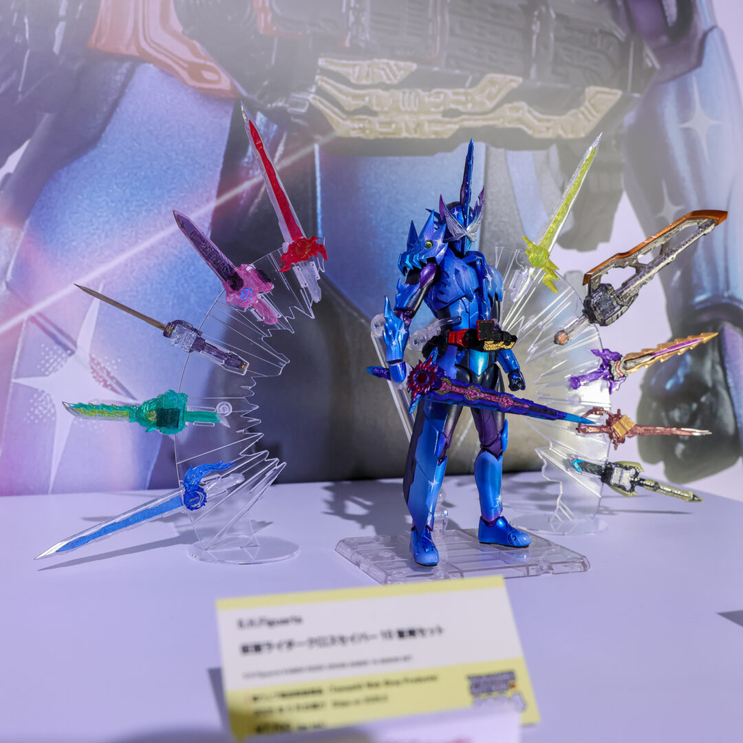 S.H.Figuarts 仮面ライダークロスセイバー　魂ウェブ商店/2025年5月発送予定
S.H.Figuarts 仮面ライダークロスセイバー10聖剣セット　魂ウェブ商店/2025年5月発送予定