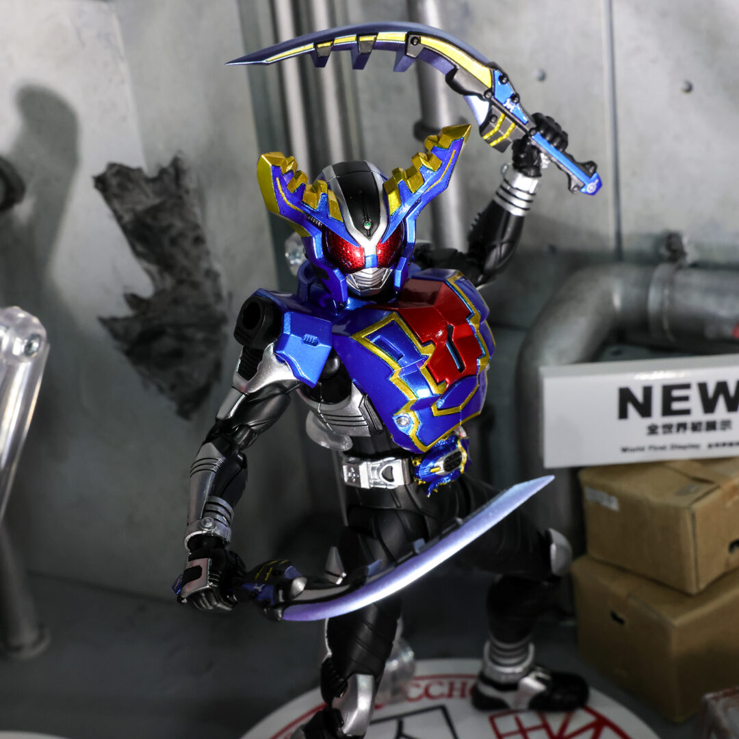 S.H.Figuarts（真骨彫製法） 仮面ライダーガタック ハイパーフォーム　参考展示