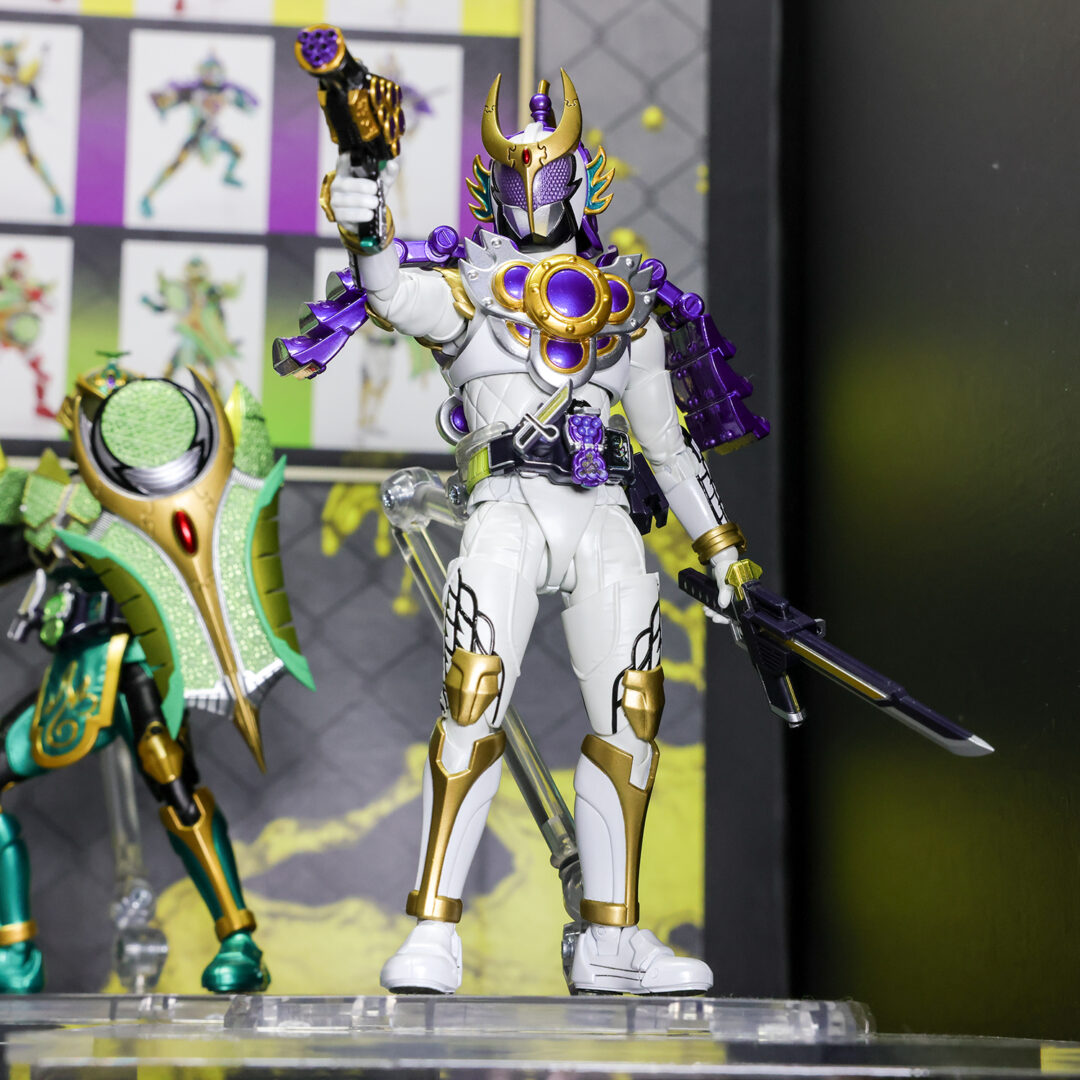 S.H.Figuarts（真骨彫製法） 仮面ライダー斬月 ブドウアームズ　参考展示