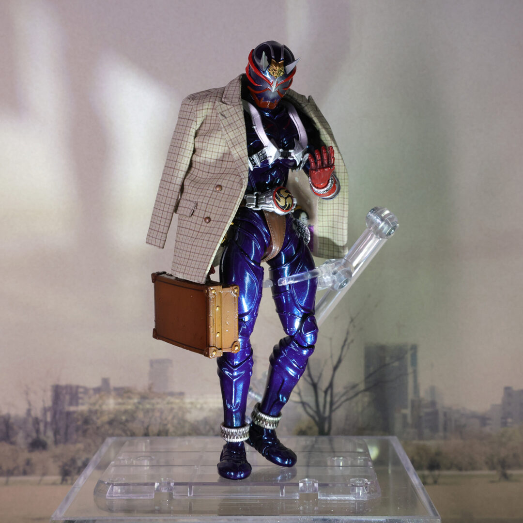 S.H.Figuarts（真骨彫製法） 仮面ライダー響鬼 20th Anniversary ver.-響鬼はつらいよ-　参考出品