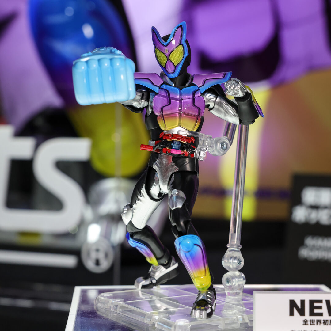 S.H.Figuarts 仮面ライダーガヴ ポッピングミフォーム（初回生産）　2025年1月店頭発売予定
S.H.Figuarts 仮面ライダーガヴ パンチングミアシスト　参考展示