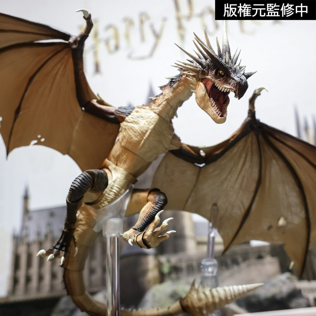S.H.MonsterArts ハンガリー・ホーンテイル 参考展示